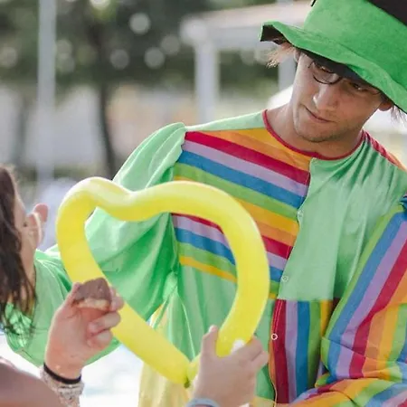 Centro Vacanze - Garden River Semesterpark