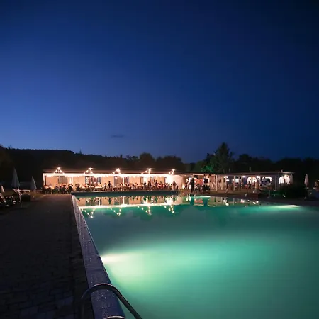 منتزه العطل Centro Vacanze - Garden River