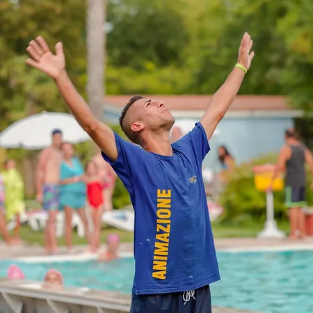 Centro Vacanze - Garden River