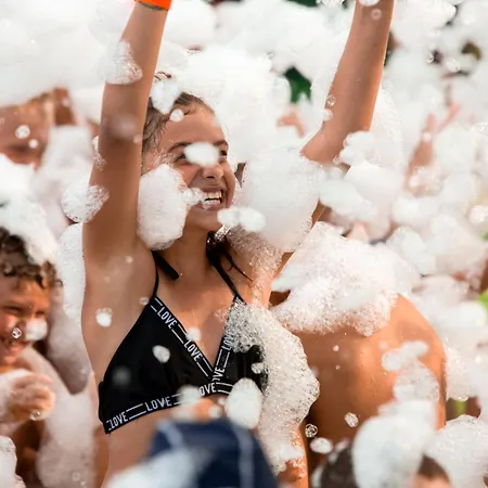 Centro Vacanze - Garden River *