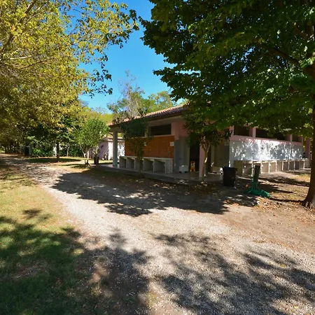 Centro Vacanze - Garden River *