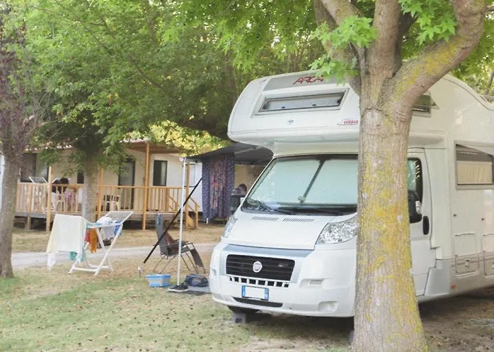 Centro Vacanze - Garden River *