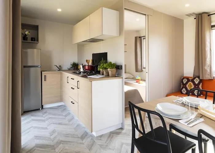 Parco vacanze Centro Vacanze - Garden River