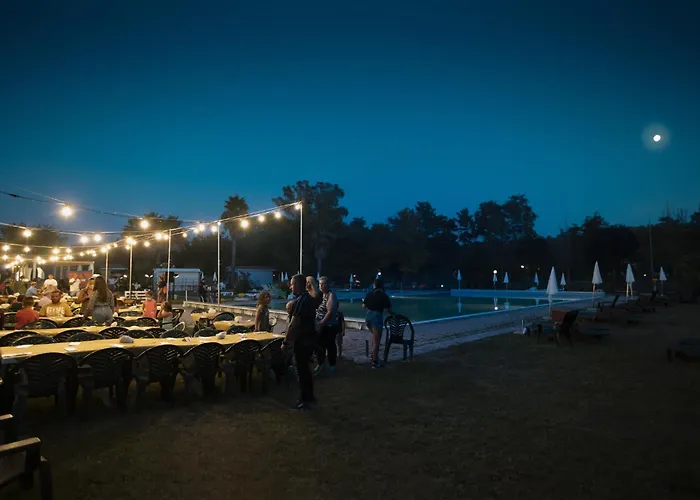 Centro Vacanze - Garden River *